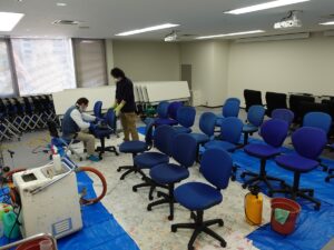椅子クリーニングOAチェアクリーニング